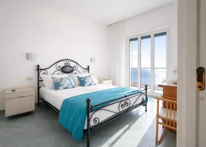 Splendido Attico Vista Mare Lejlighed