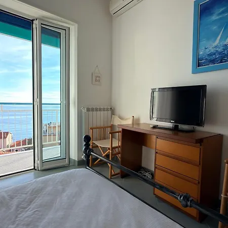 Apartment Splendido Attico Vista Mare Ospedaletti